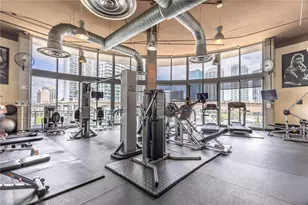 690 SW 1st Ct, Miami, FL 33130 - Photo 35