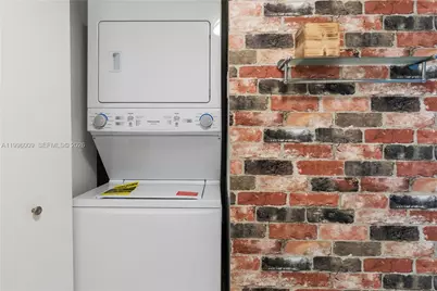 690 SW 1st Ct #1017, Miami, FL 33130 - Photo 13