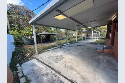 341 Aladdin St, Opa Locka, FL 33054 - Photo 13