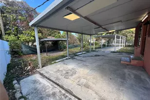 341 Aladdin St, Opa-Locka, FL 33054 - Photo 13