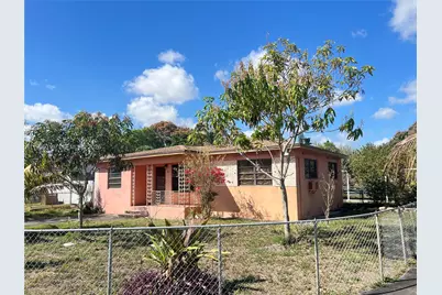 341 Aladdin St, Opa Locka, FL 33054 - Photo 11
