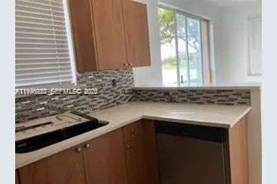 2451 SE 14th Ave #378, Homestead, FL 33035 - Photo 9