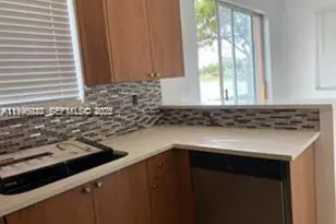 2451 SE 14th Ave, Homestead, FL 33035 - Photo 9