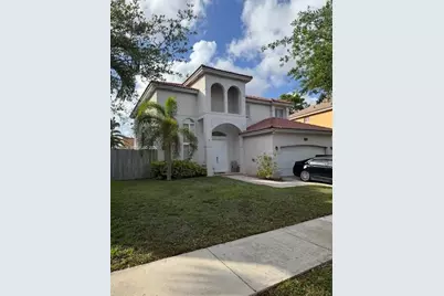 1910 SE 14th Cir, Homestead, FL 33035 - Photo 1