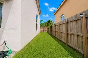 1910 SE 14th Cir, Homestead, FL 33035 - Photo 47