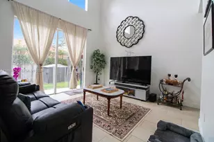 1910 SE 14th Cir, Homestead, FL 33035 - Photo 35