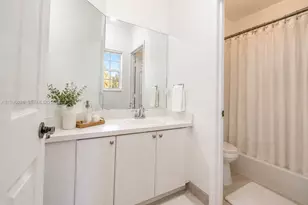 1910 SE 14th Cir, Homestead, FL 33035 - Photo 25