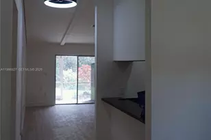 10722 La Placida Dr, Coral Springs, FL 33065 - Photo 3