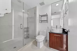 3951 S Ocean Dr, Hollywood, FL 33019 - Photo 29