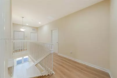 16946 SW 90th Terr Cir, Miami, FL 33196 - Photo 15