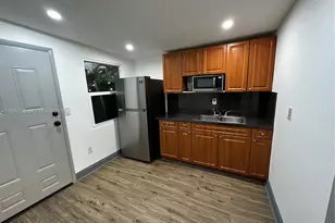 571 SW 71st Pl, Miami, FL 33144 - Photo 1