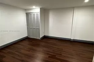 571 SW 71st Pl, Miami, FL 33144 - Photo 7