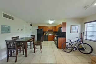 715 NE 6th St, Fort Lauderdale, FL 33304 - Photo 5