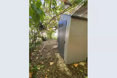 1101 Bay Dr, Miami Beach, FL 33141 - Photo 5