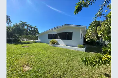 1101 Bay Dr, Miami Beach, FL 33141 - Photo 15