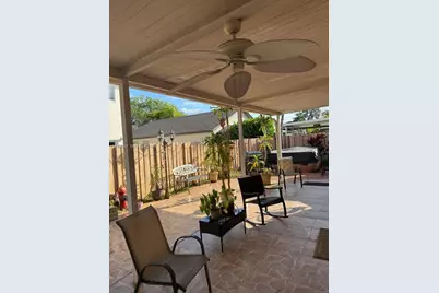 7477 NW 167th St, Hialeah, FL 33015 - Photo 21