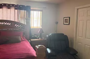 7477 NW 167th St, Hialeah, FL 33015 - Photo 15