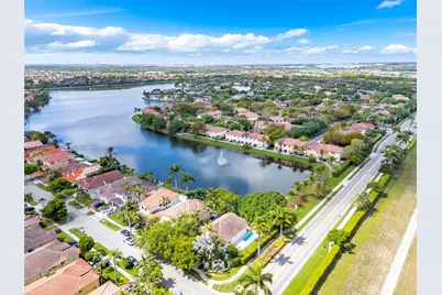 4900 SW 134th Ave, Miramar, FL 33027 - Photo 11