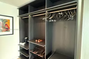 20 NE 11th St, Miami, FL 33132 - Photo 13