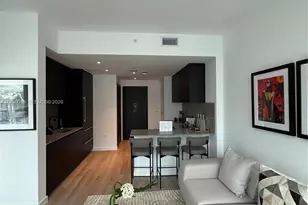 20 NE 11th St, Miami, FL 33132 - Photo 3