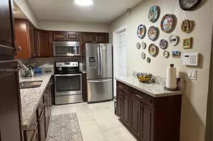 7008 NW 95th Terrace, Tamarac, FL 33321 - Photo 9
