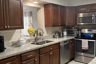 7008 NW 95th Terrace, Tamarac, FL 33321 - Photo 11