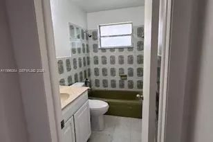 6071 SW 33rd St, Miramar, FL 33023 - Photo 11