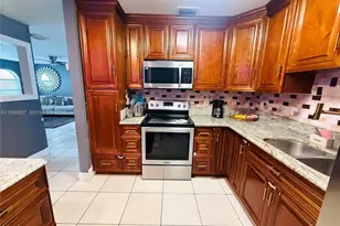 2920 NW 8th St, Fort Lauderdale, FL 33311 - Photo 7