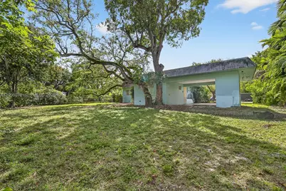 985 NE 84th St, Miami, FL 33138 - Photo 3