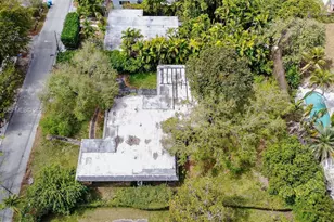 985 NE 84th St, Miami, FL 33138 - Photo 29