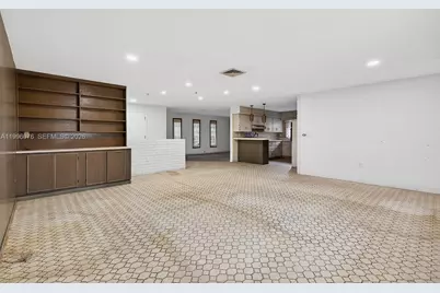 985 NE 84th St, Miami, FL 33138 - Photo 11