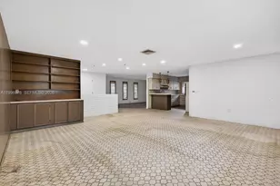 985 NE 84th St, Miami, FL 33138 - Photo 11