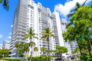 2851 NE 183rd St, Aventura, FL 33160 - Photo 19