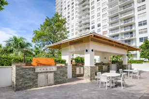2851 NE 183rd St, Aventura, FL 33160 - Photo 25