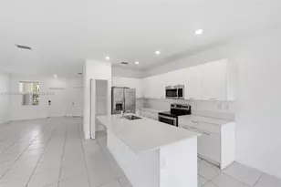 2345 NW 131st Cir, Miami, FL 33167 - Photo 11