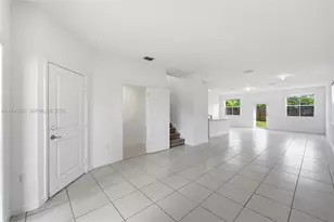 2345 NW 131st Cir, Miami, FL 33167 - Photo 3