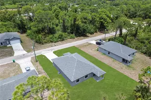 6007 Kumquat Cir, Labelle, FL 33935 - Photo 39