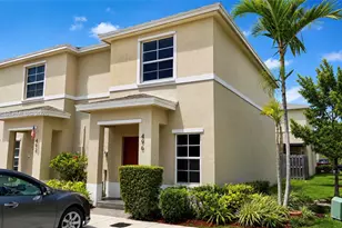 496 NE 5th St, Florida City, FL 33034 - Photo 1