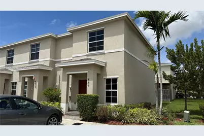 496 NE 5th St, Florida City, FL 33034 - Photo 1