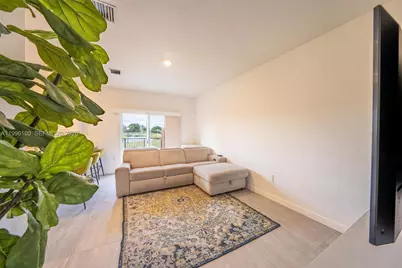 12448 NW 23rd Ct, Miami, FL 33167 - Photo 11