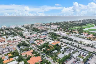 226 Chilean Ave, Palm Beach, FL 33480 - Photo 57