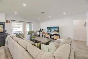 8461 NW 16th St, Pembroke Pines, FL 33024 - Photo 11