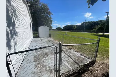 19800 SW 180th Ave Unit 394, Miami, FL 33187 - Photo 5