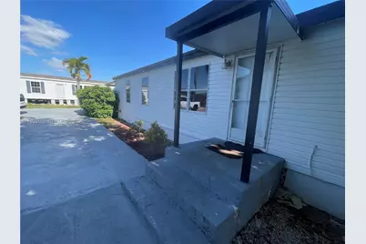 19800 SW 180th Ave Unit 394, Miami, FL 33187 - Photo 3