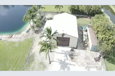 18901 SW 63rd St, Southwest Ranches, FL 33332 - Photo 9