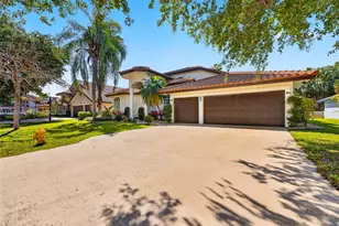 9836 NW 48th Ct, Coral Springs, FL 33076 - Photo 9