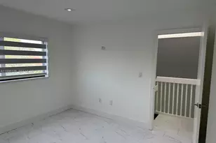 1295 SE 9th Pl, Homestead, FL 33035 - Photo 21