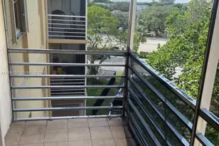 4111 Stirling Rd, Dania Beach, FL 33314 - Photo 15