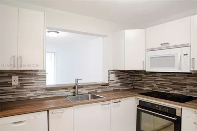 10865 SW 112th Ave #203, Miami, FL 33176 - Photo 1
