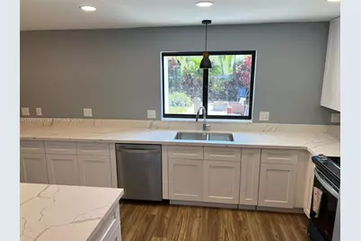 234 Avalon Ave, Lauderdale by the Sea, FL 33308 - Photo 9